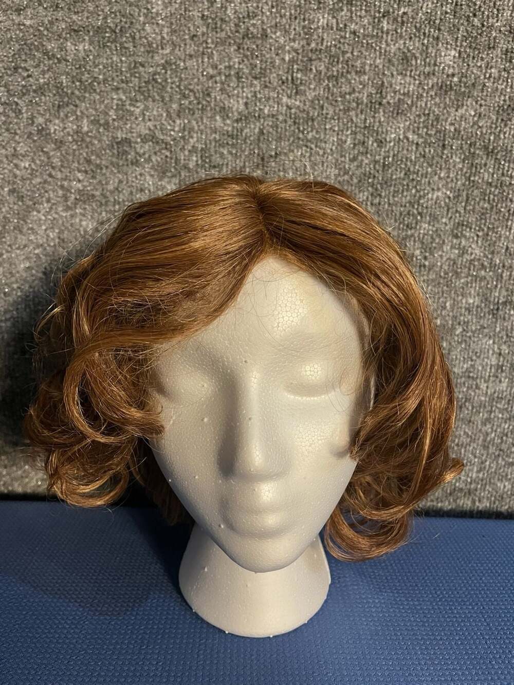 Ashro Reddish Brown Short Curly Lace Front Wig
002-048